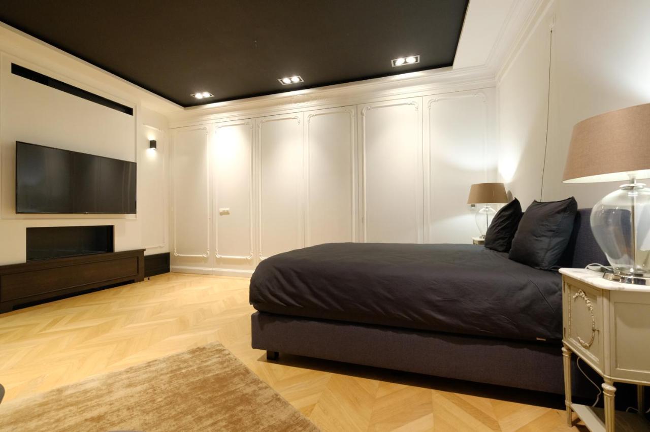 Suite La Duchesse Et Parking Prive Gratuit มงส์ ภายนอก รูปภาพ